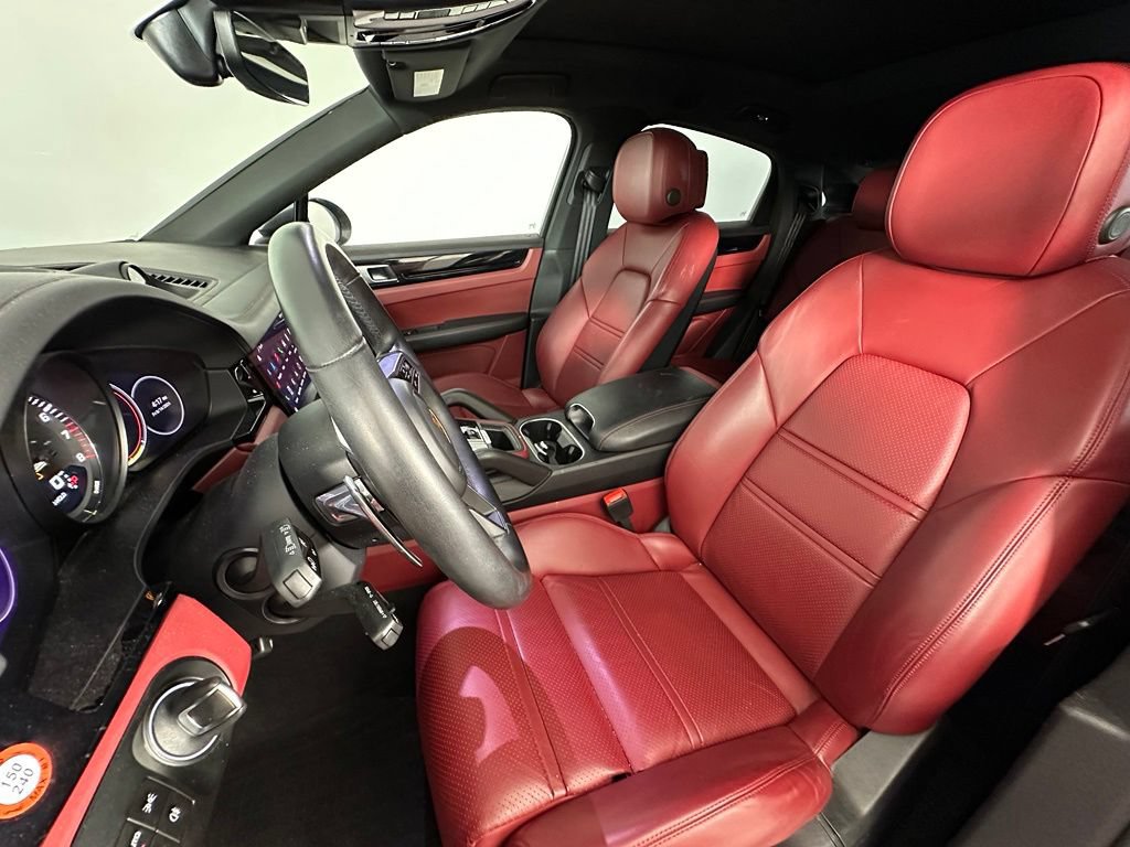 Certified 2023 Porsche Cayenne Coupe AWD/4WD image 5
