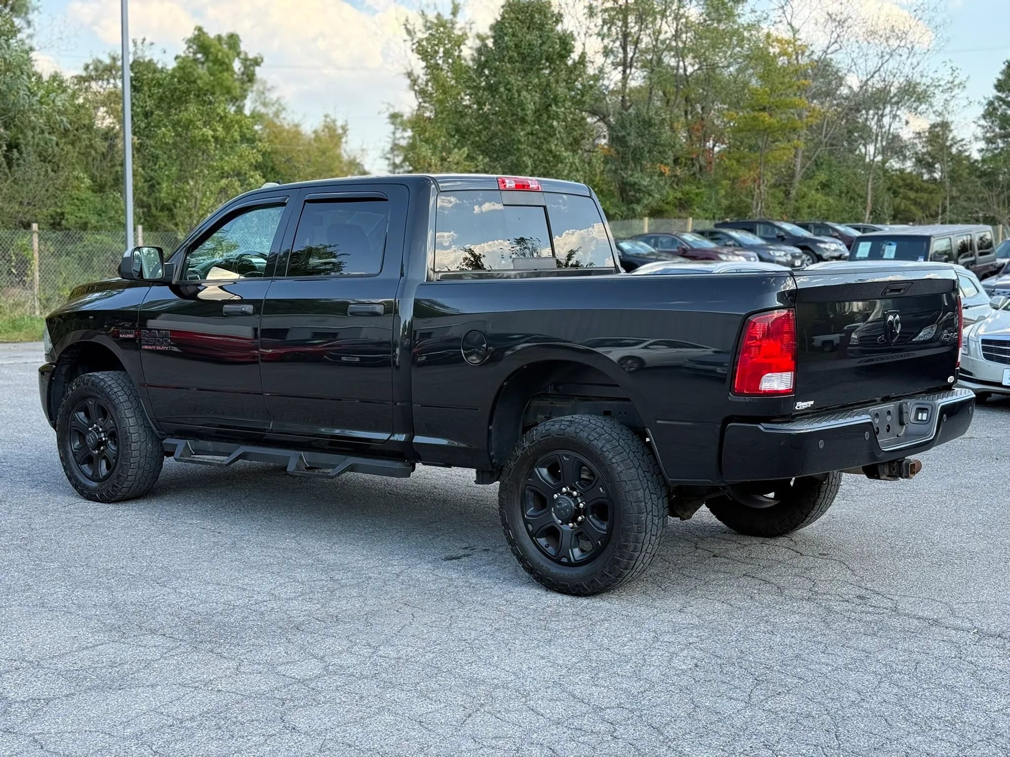 Used 2017 RAM 2500 Big Horn w/ Black Appearance Group AWD/4WD image 3