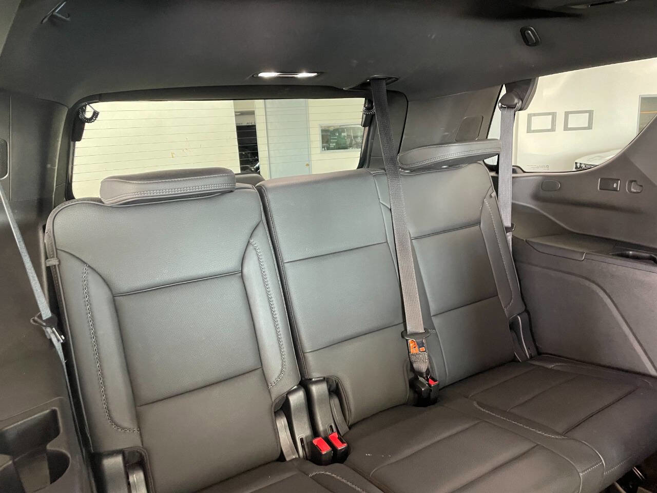 Used 2021 GMC Yukon Denali w/ Denali Premium Package image 30