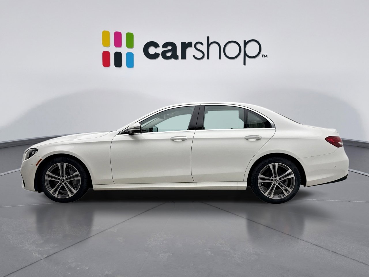 Used 2022 Mercedes-Benz E 350 4MATIC Sedan image 2