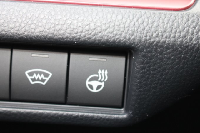 New 2026 Toyota Prius Plug-In Hybrid FWD image 19