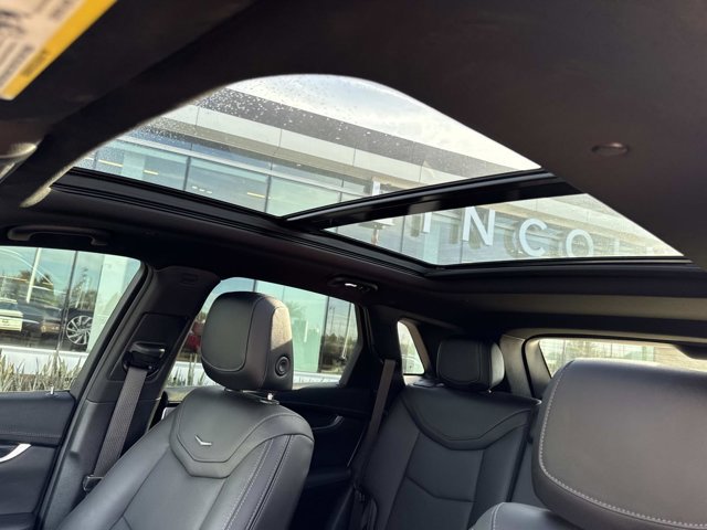 Used 2021 Cadillac XT5 Premium Luxury image 32