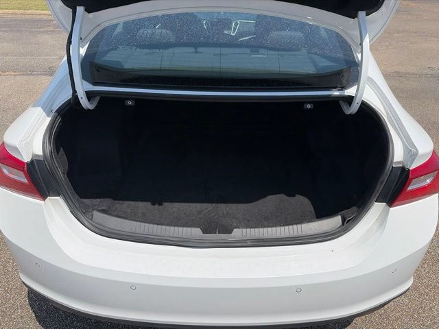 Used 2024 Chevrolet Malibu LT FWD image 13