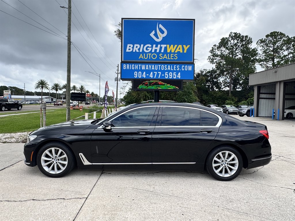 Used 2018 BMW 740i RWD image 2