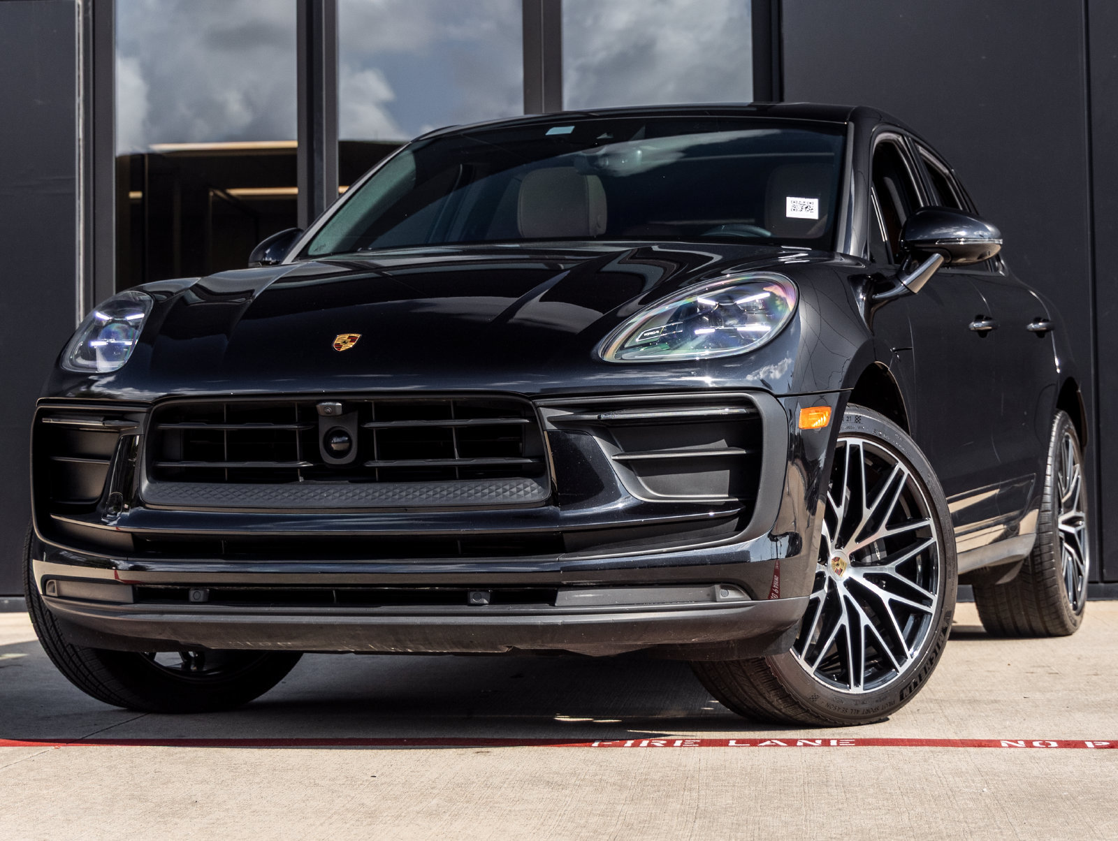Used 2024 Porsche Macan