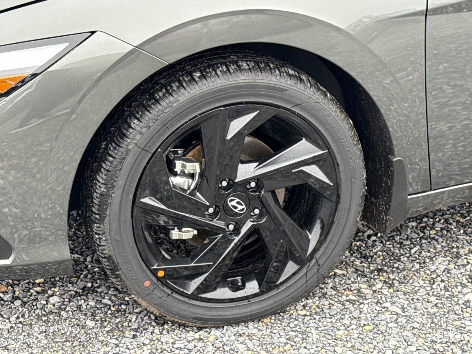 New 2026 Hyundai Elantra Sport w/ Cargo Package FWD image 17