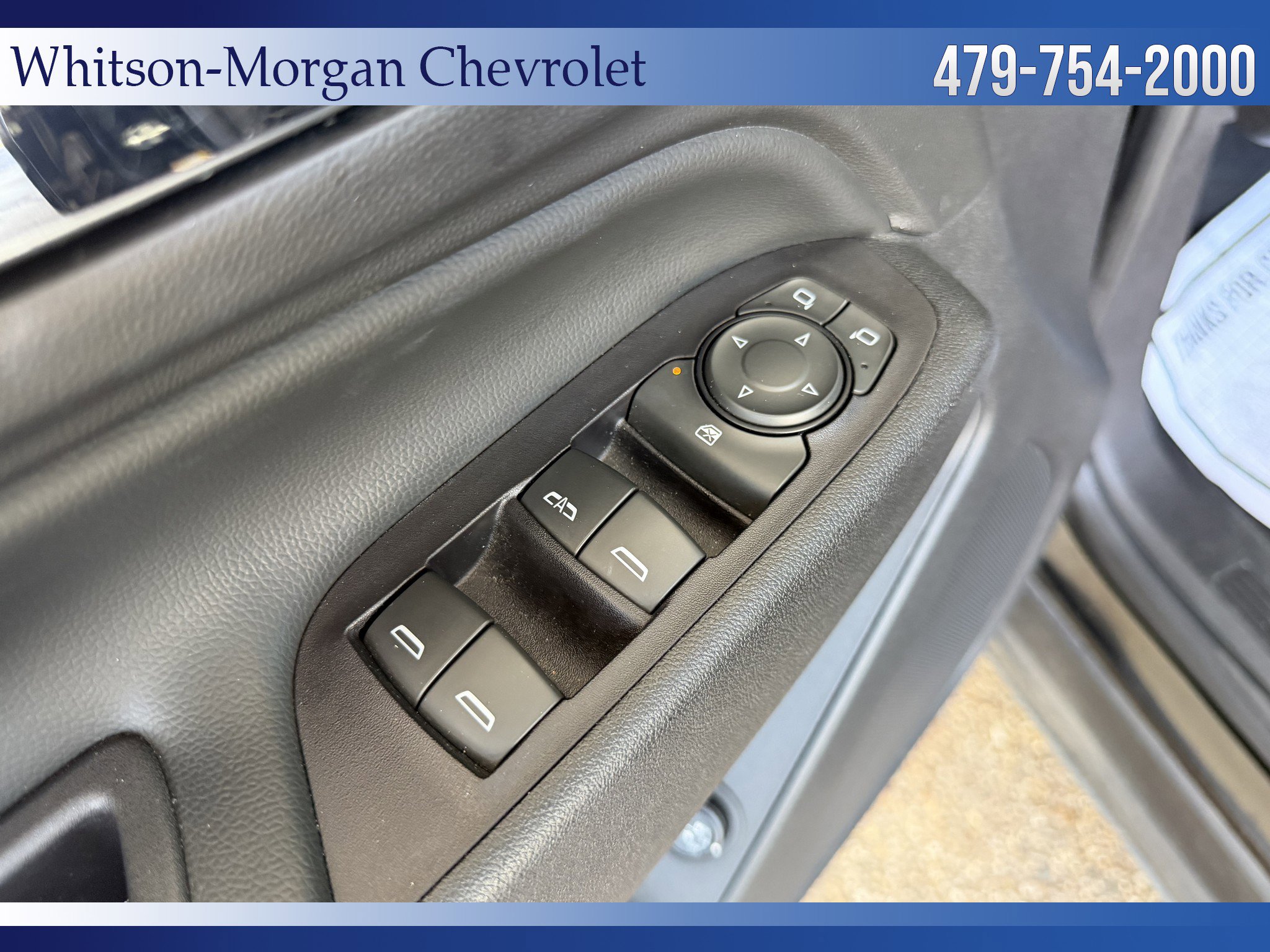 Used 2018 Chevrolet Equinox LT image 12