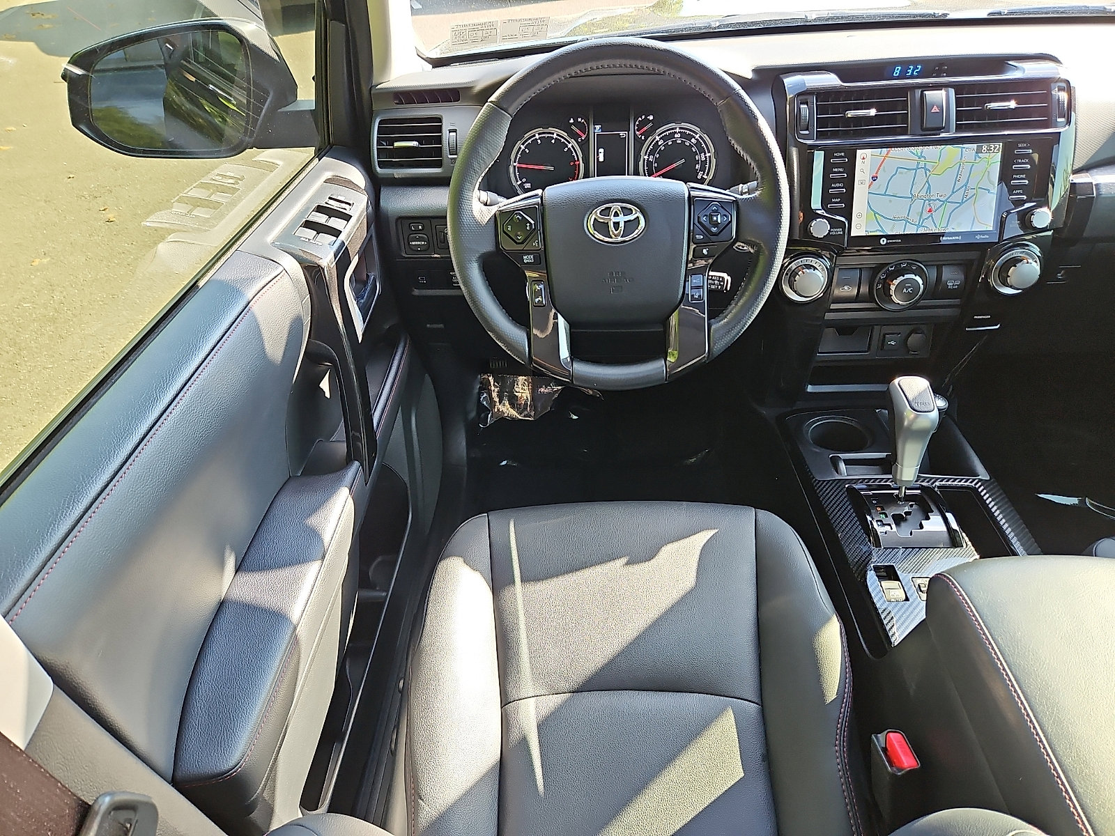 Used 2024 Toyota 4Runner TRD Off-Road Premium w/ TRD Black Wheel Package (TMS) AWD/4WD image 11