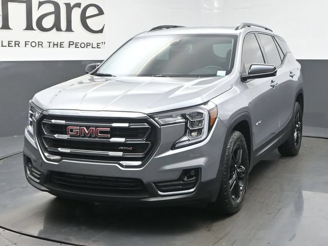 Used 2024 GMC Terrain AT4 AWD/4WD image 7