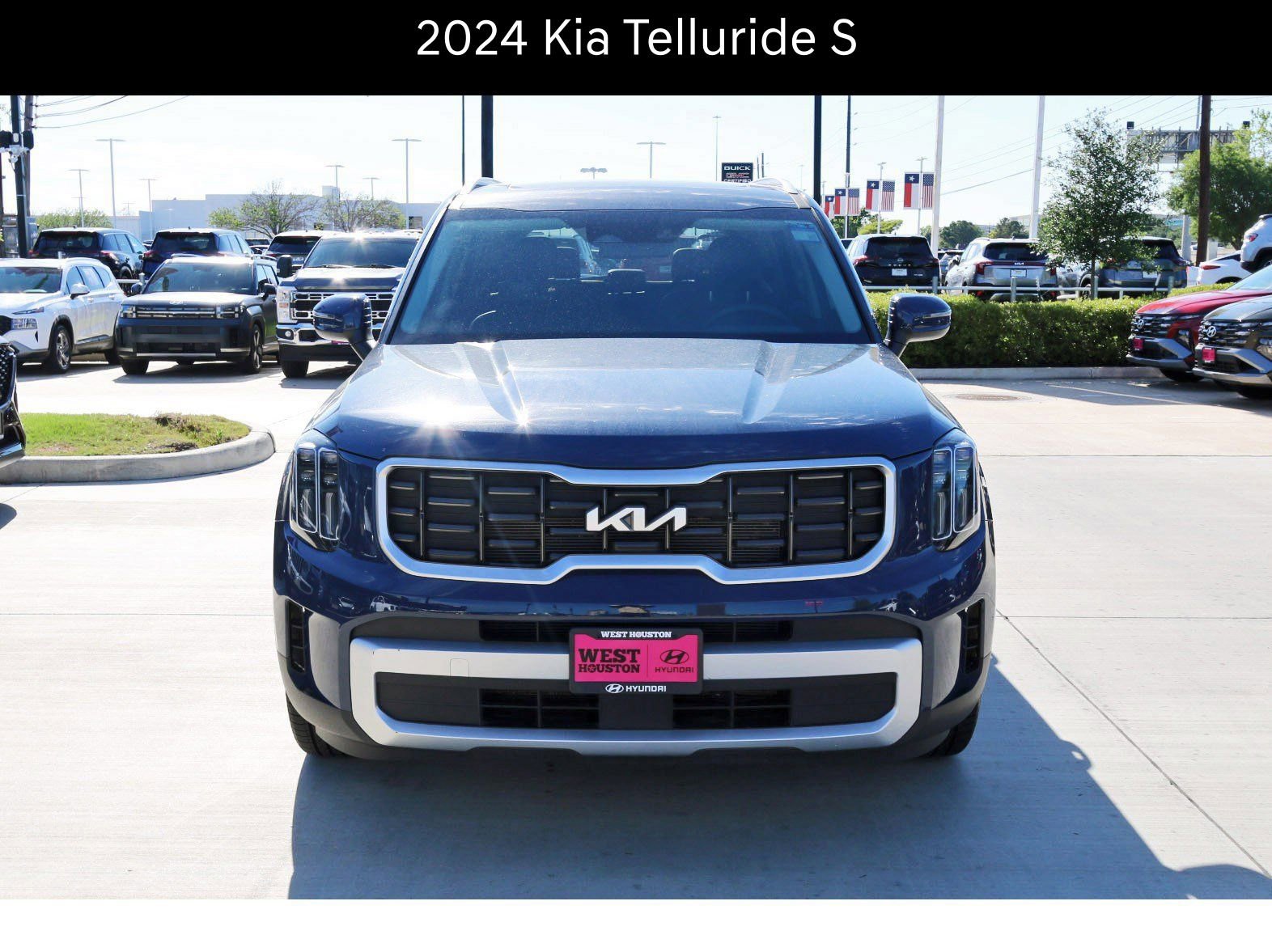 Used 2024 Kia Telluride S w/ S Sunroof Package image 2