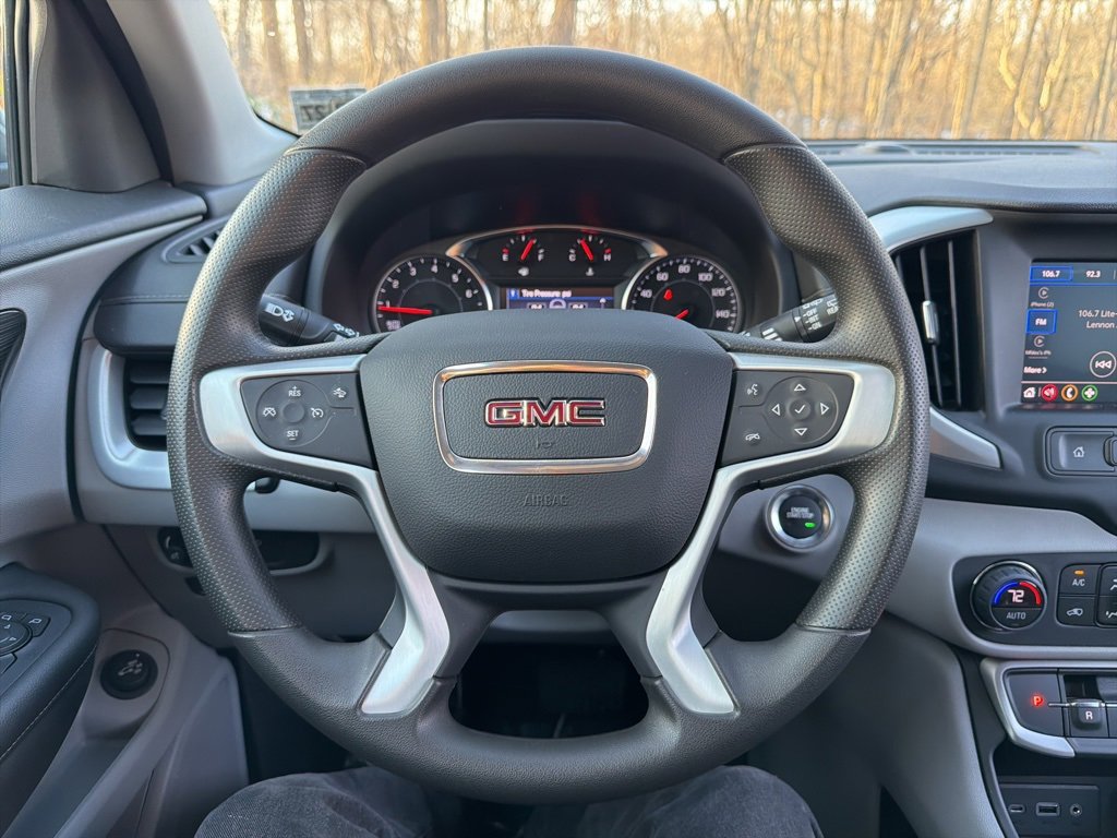 Used 2023 GMC Terrain SLE w/ Driver Convenience Package image 22