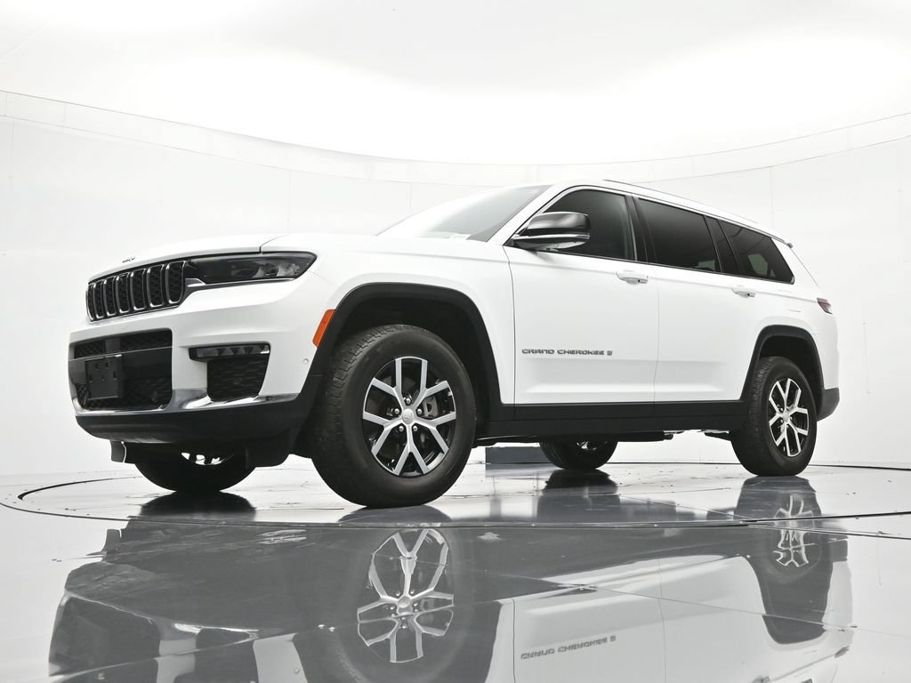 Used 2024 Jeep Grand Cherokee L Limited w/ Luxury Tech Group II AWD/4WD image 38