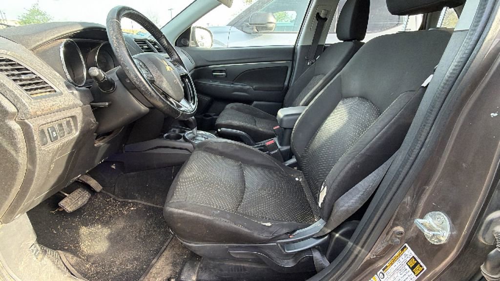 Used 2016 Mitsubishi Outlander Sport ES image 12