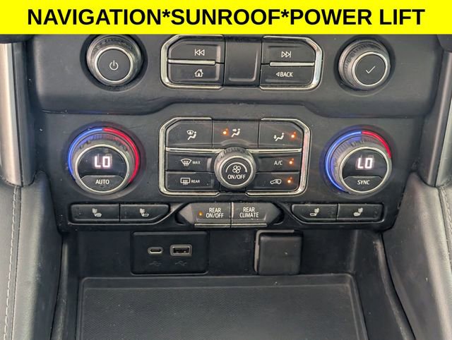 Used 2022 Chevrolet Suburban Z71 w/ Luxury Package image 23