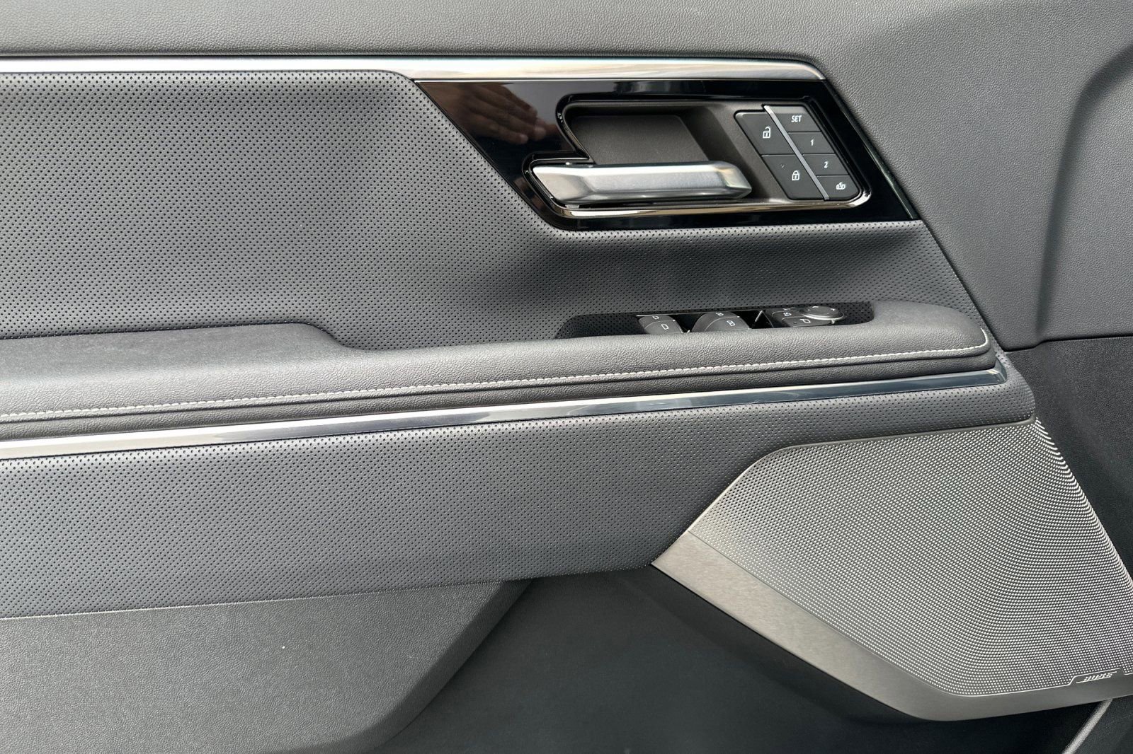 Certified 2024 GMC Sierra EV Denali image 11