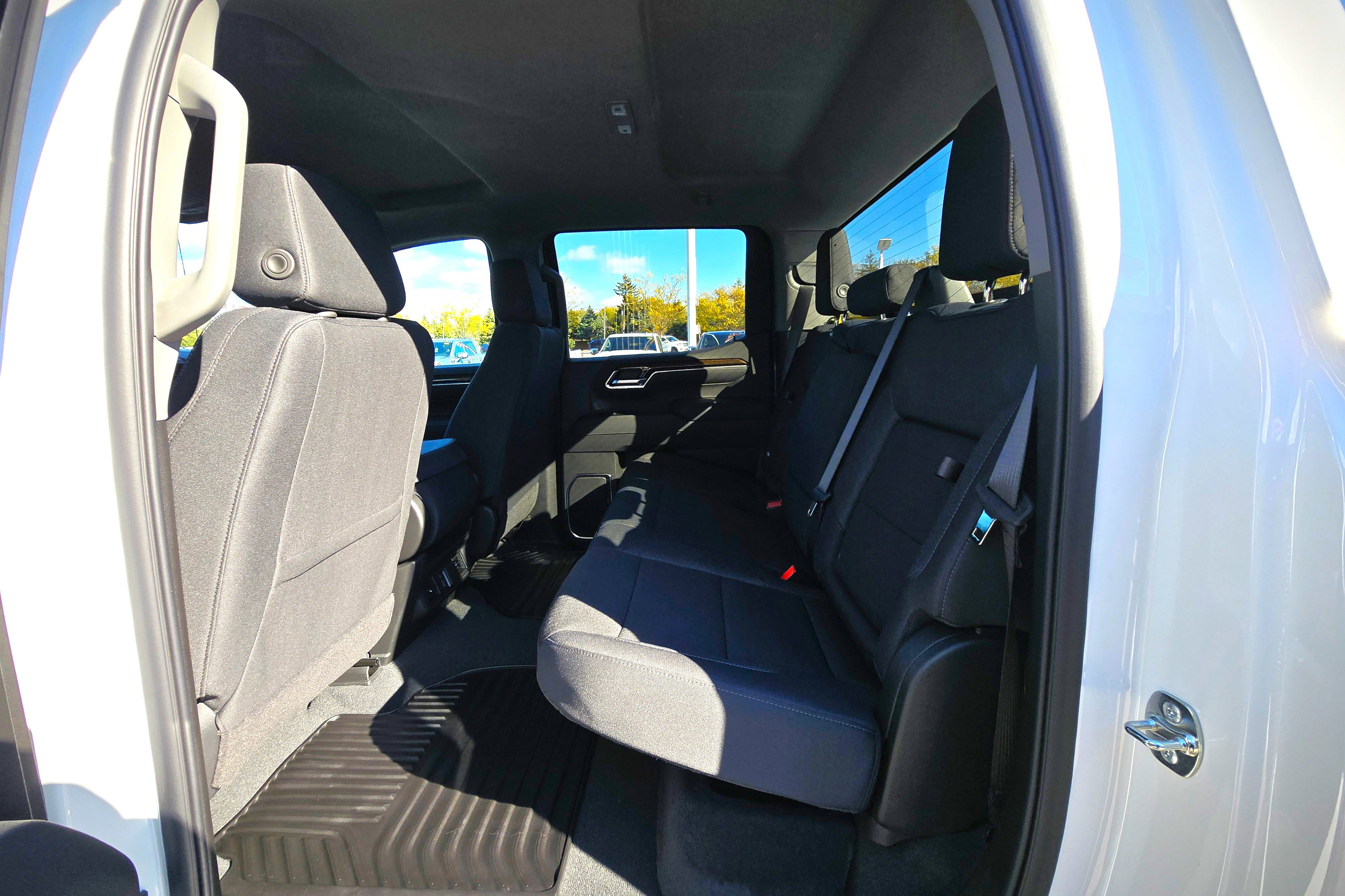 New 2026 GMC Sierra 1500 Elevation image 12