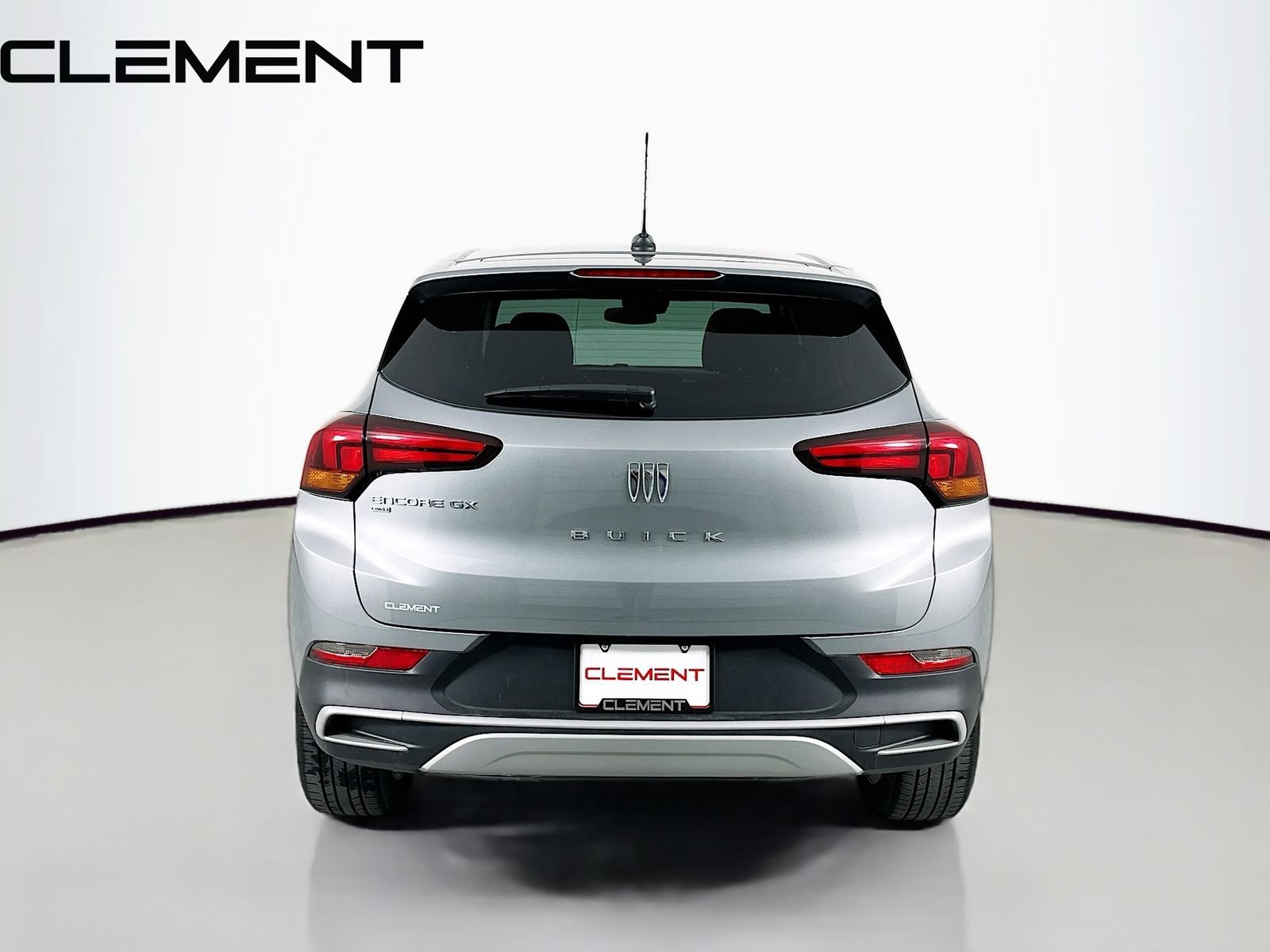 Used 2025 Buick Encore GX Preferred AWD/4WD image 8