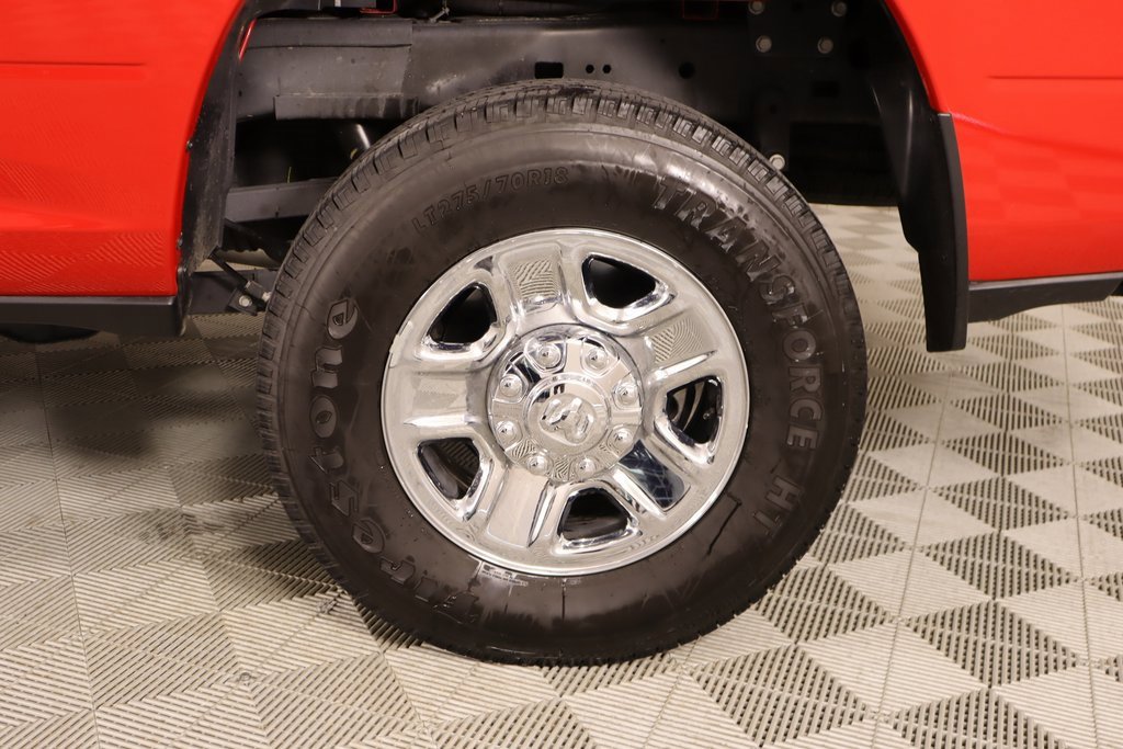 Used 2024 RAM 2500 Tradesman w/ Chrome Appearance Group image 17