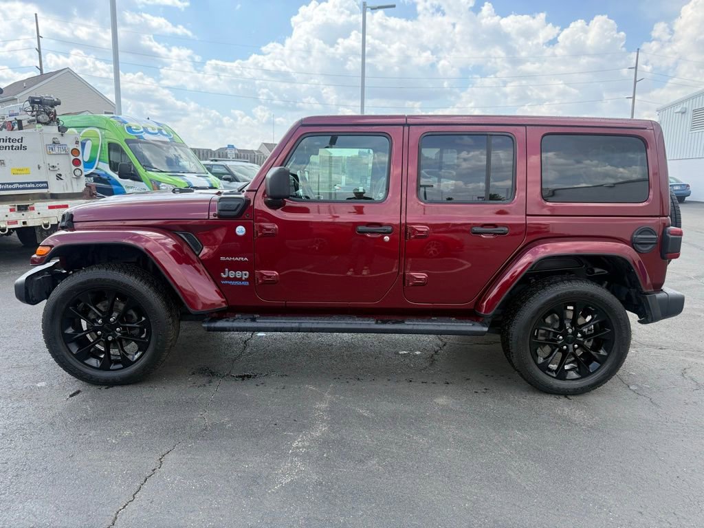 Used 2021 Jeep Wrangler Unlimited Sahara w/ Cold Weather Group AWD/4WD image 6