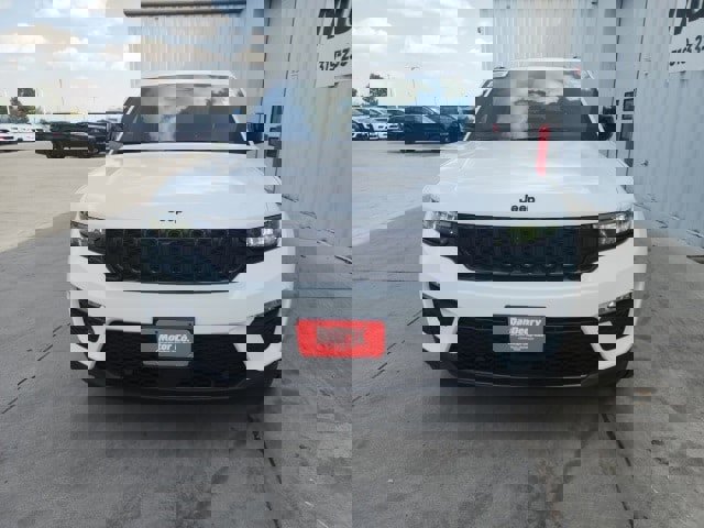 New 2025 Jeep Grand Cherokee Limited w/ Luxury Tech Group II image 8