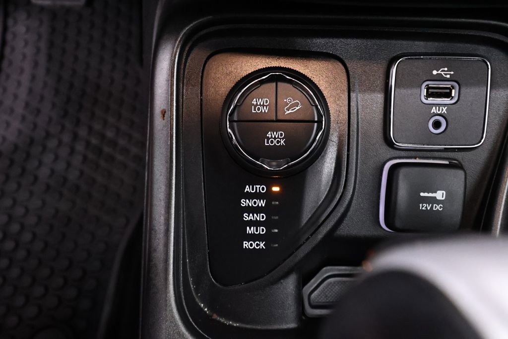 Used 2018 Jeep Compass Trailhawk w/ Navigation Group image 28