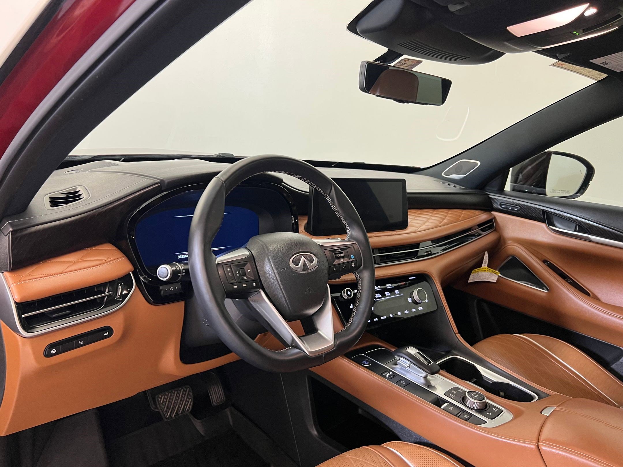 Used 2024 INFINITI QX60 Autograph w/ Cargo Package image 4