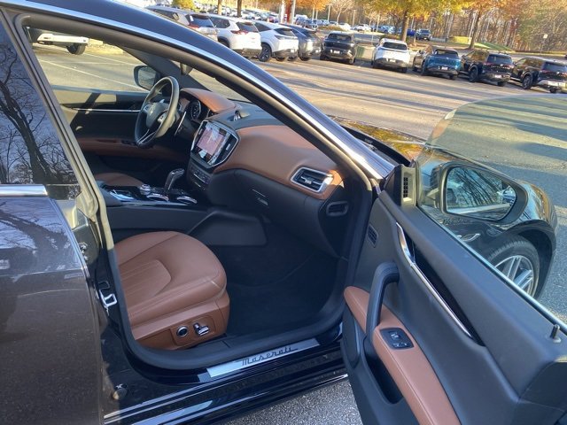 Used 2022 Maserati Ghibli Modena Q4 image 38