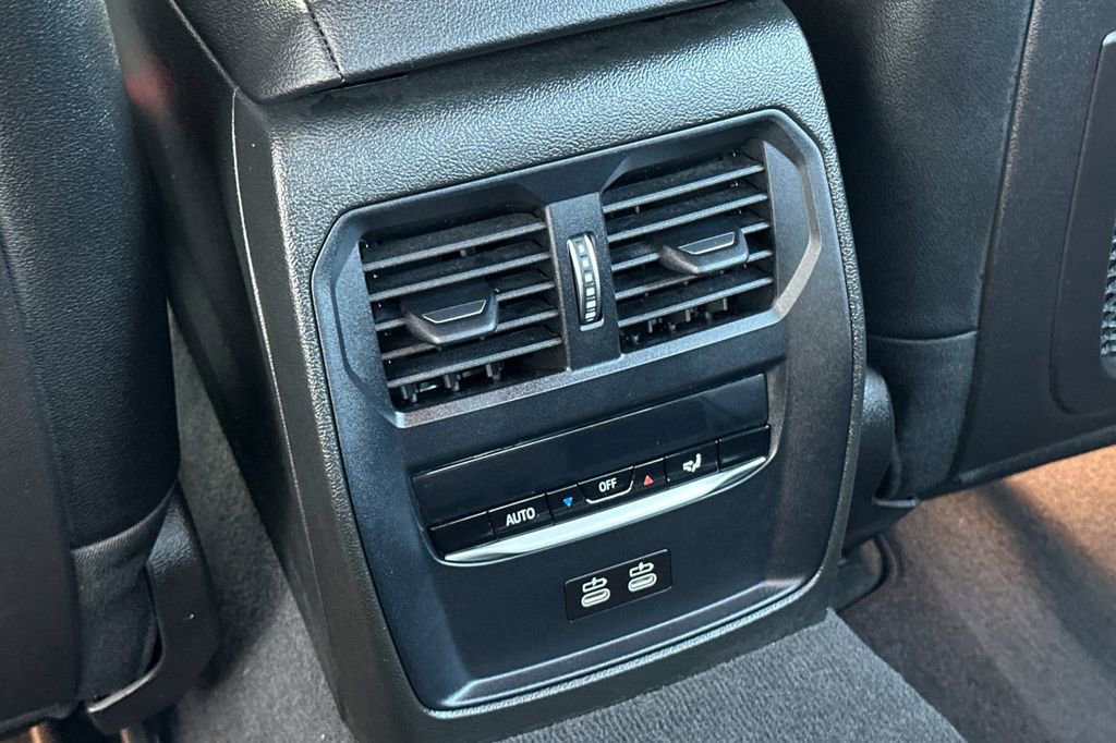 Used 2022 BMW 330e w/ Driving Assistance Package image 13