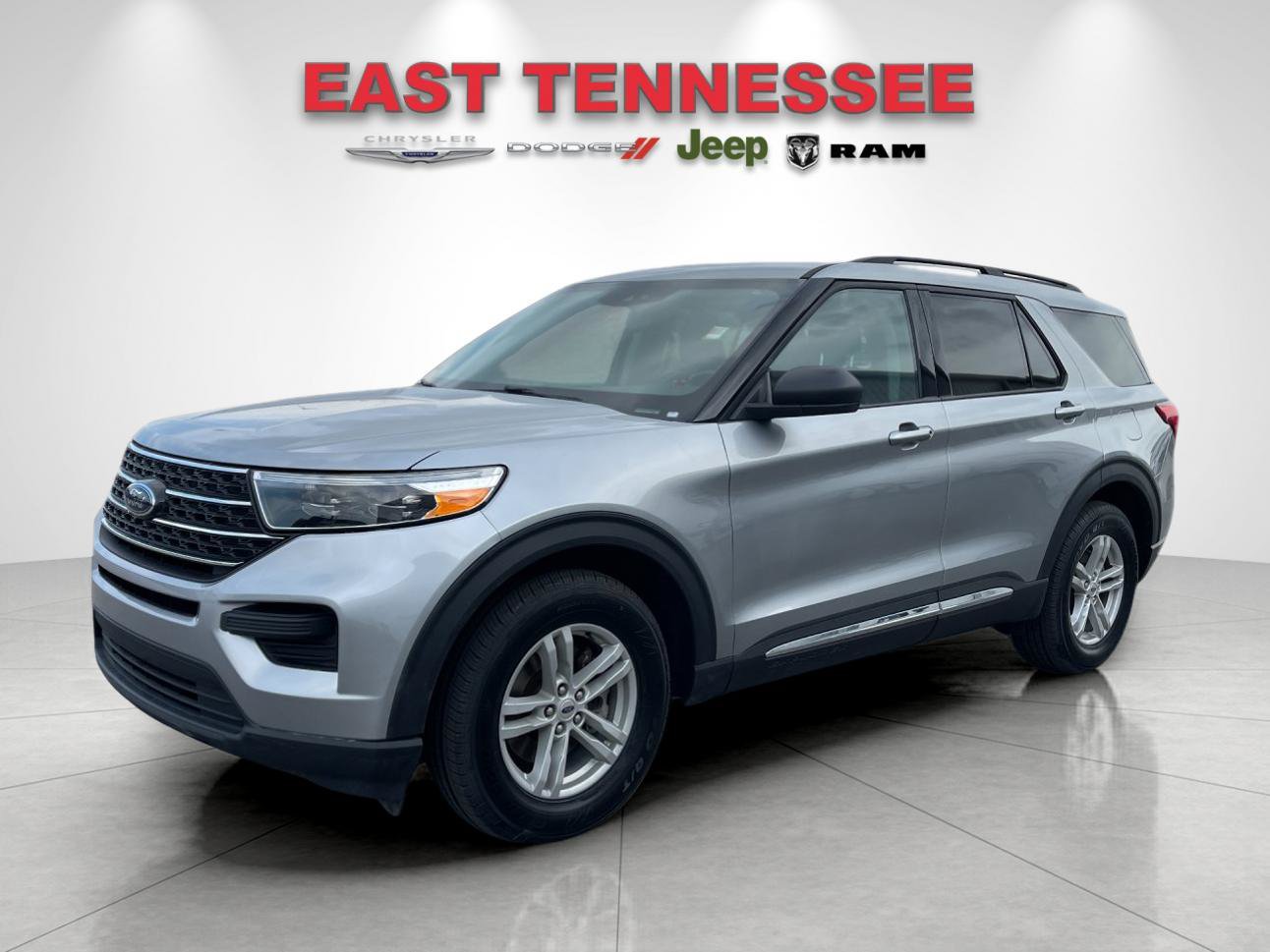 Used 2023 Ford Explorer XLT RWD image 7