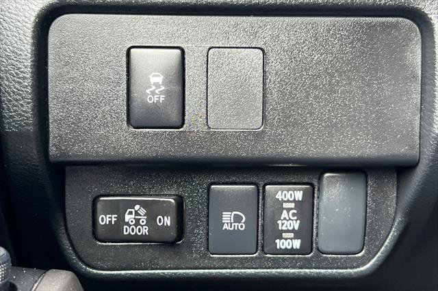 Certified 2023 Toyota Tacoma TRD Off-Road AWD/4WD image 28