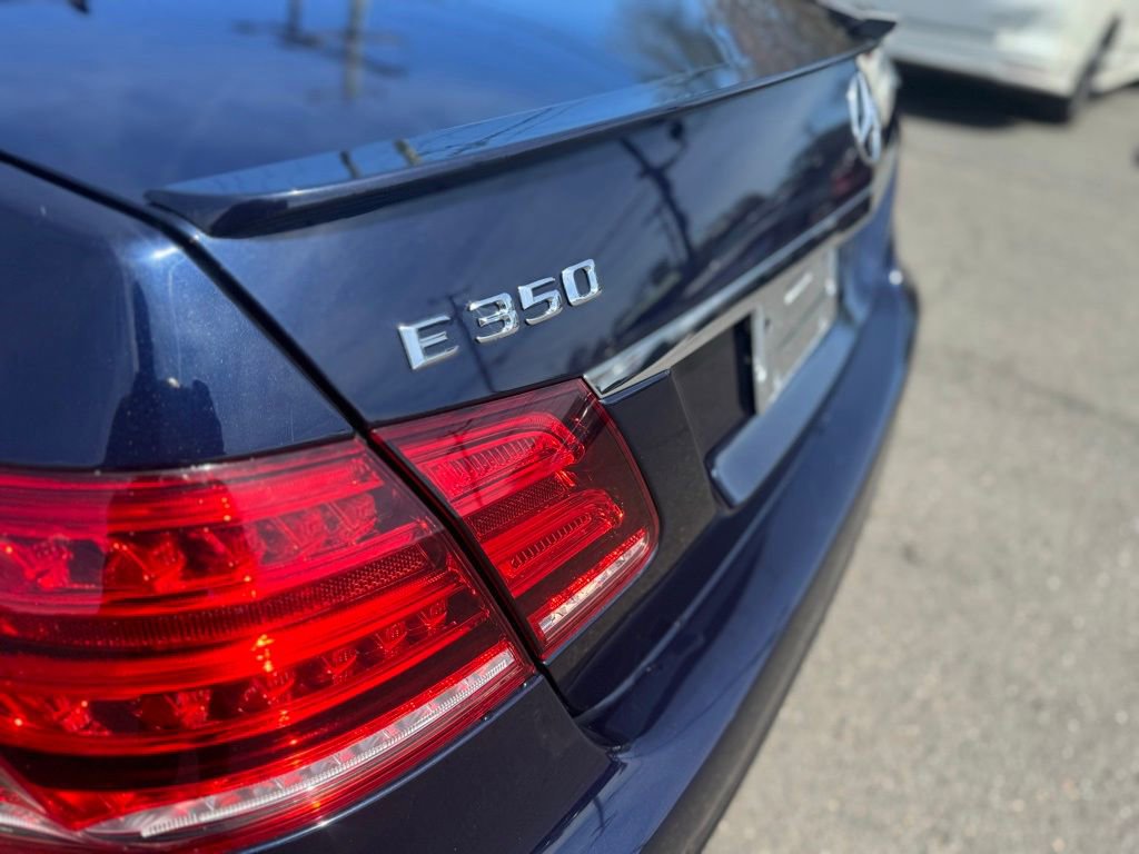 Used 2016 Mercedes-Benz E 350 4MATIC Sedan image 21