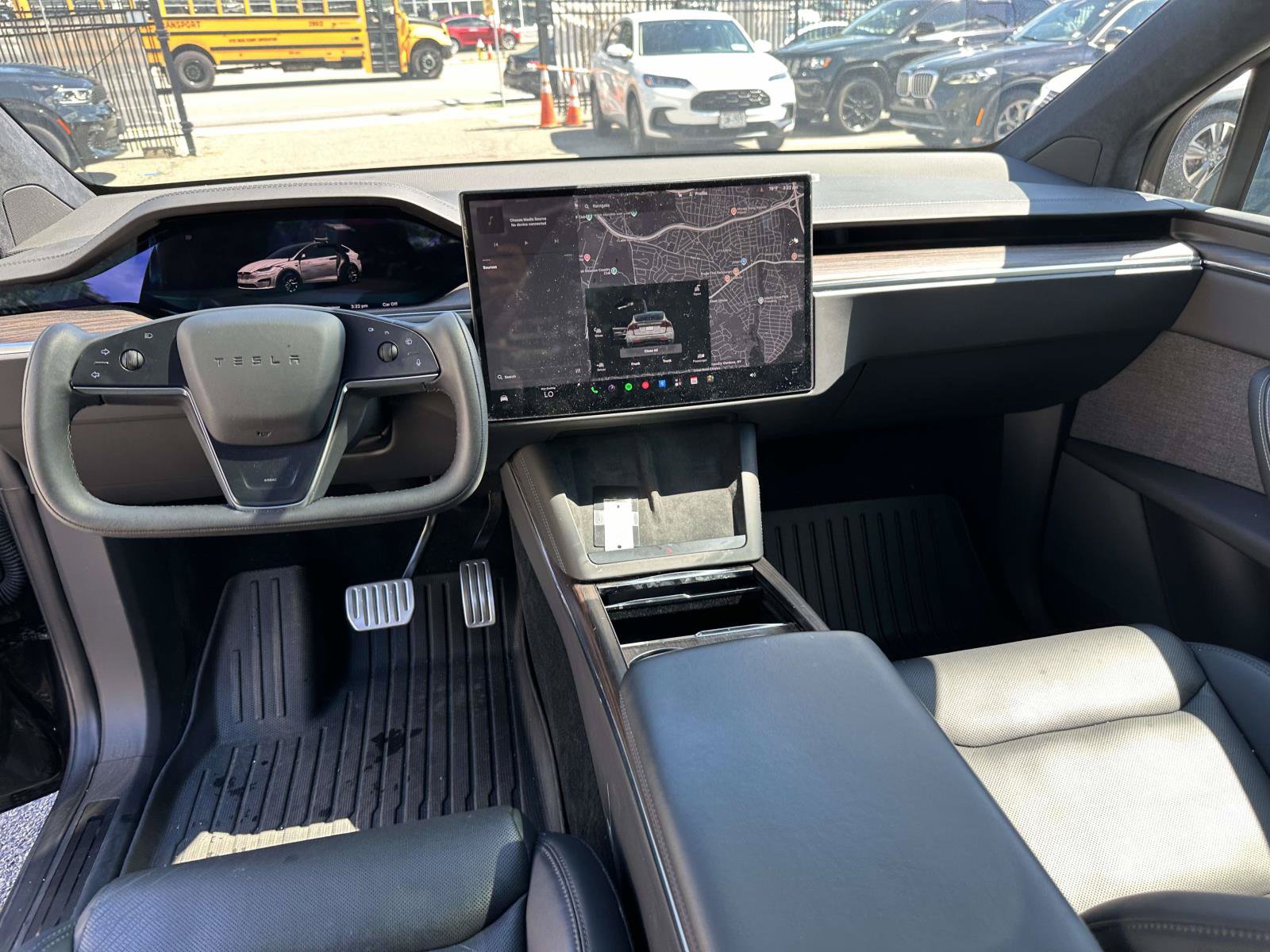 Used 2023 Tesla Model X AWD/4WD image 16