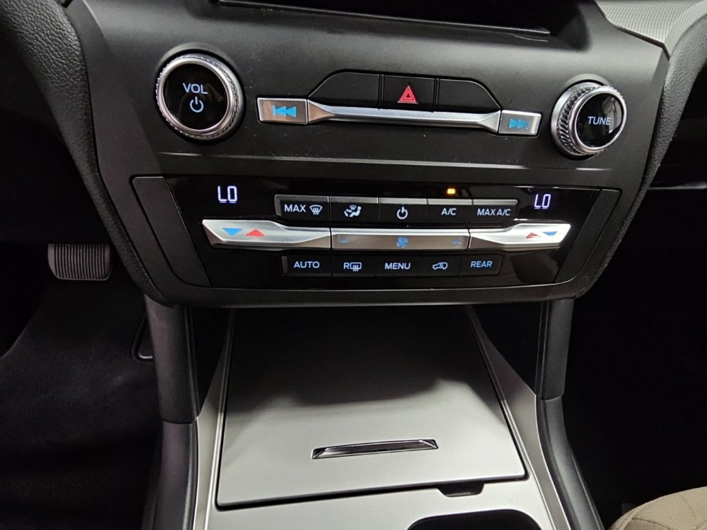 Used 2020 Ford Explorer XLT RWD image 19