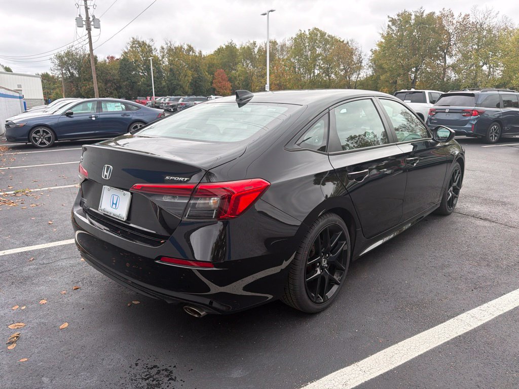 Used 2024 Honda Civic Sport image 5