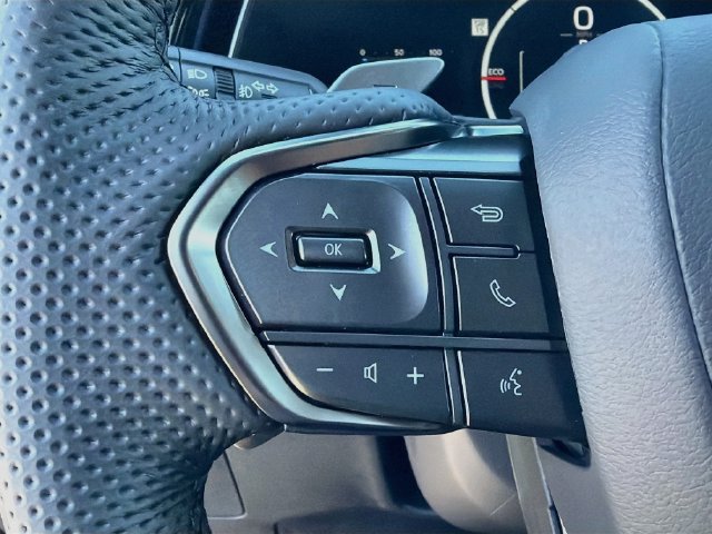 New 2026 Lexus TX 500h AWD w/ Technology Package image 39