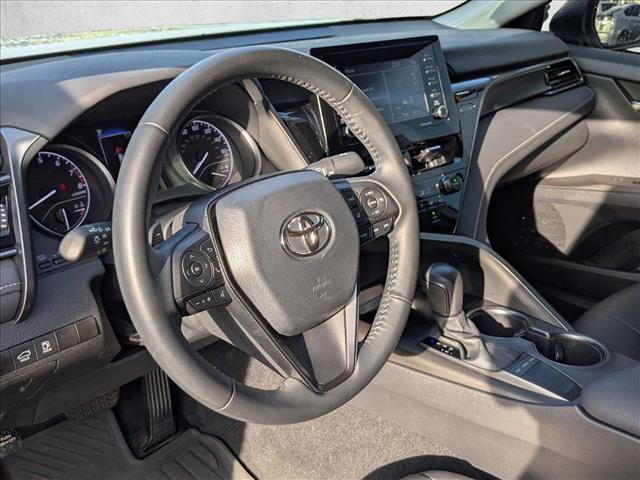 Used 2022 Toyota Camry SE image 11