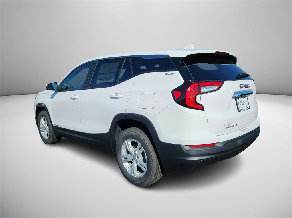 New 2024 GMC Terrain SLE image 7
