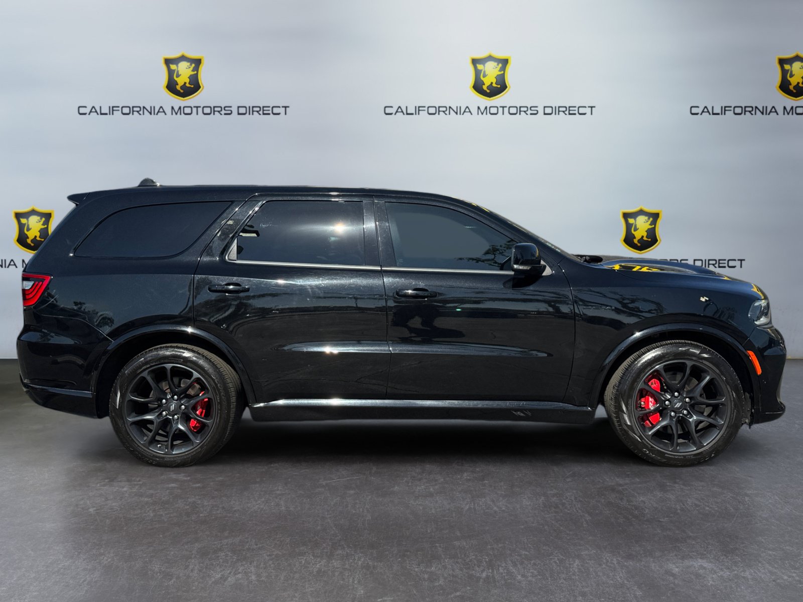 Used 2021 Dodge Durango R/T w/ Tow 'N Go Package AWD/4WD image 6