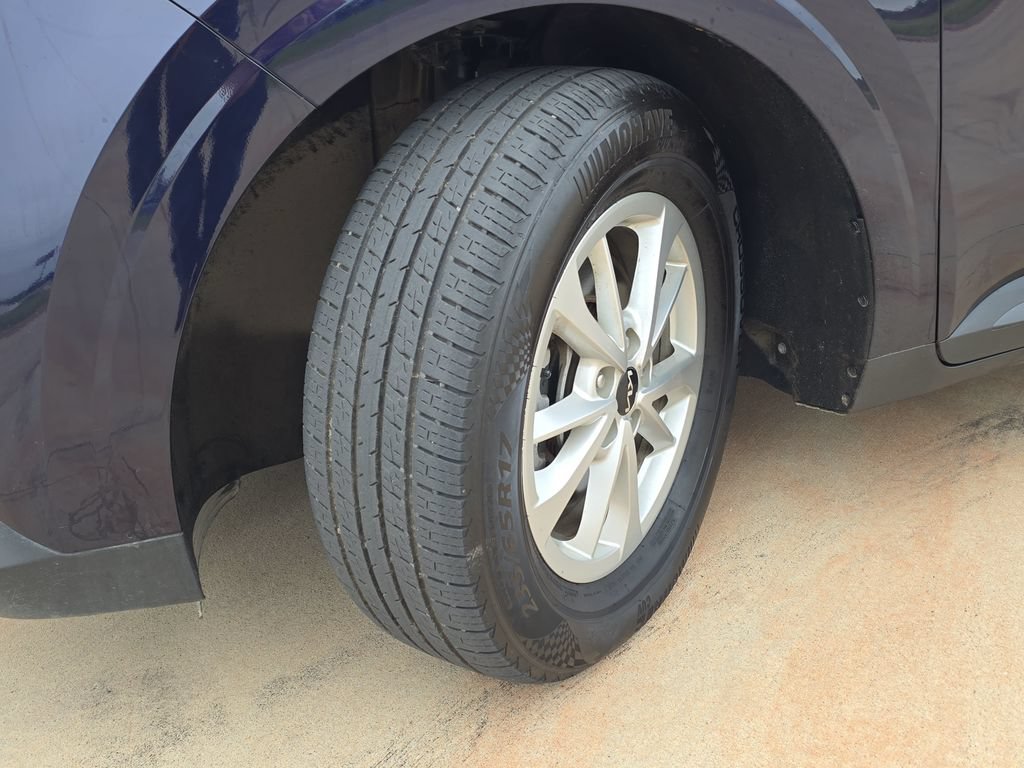 Used 2024 Kia Carnival LX FWD image 31