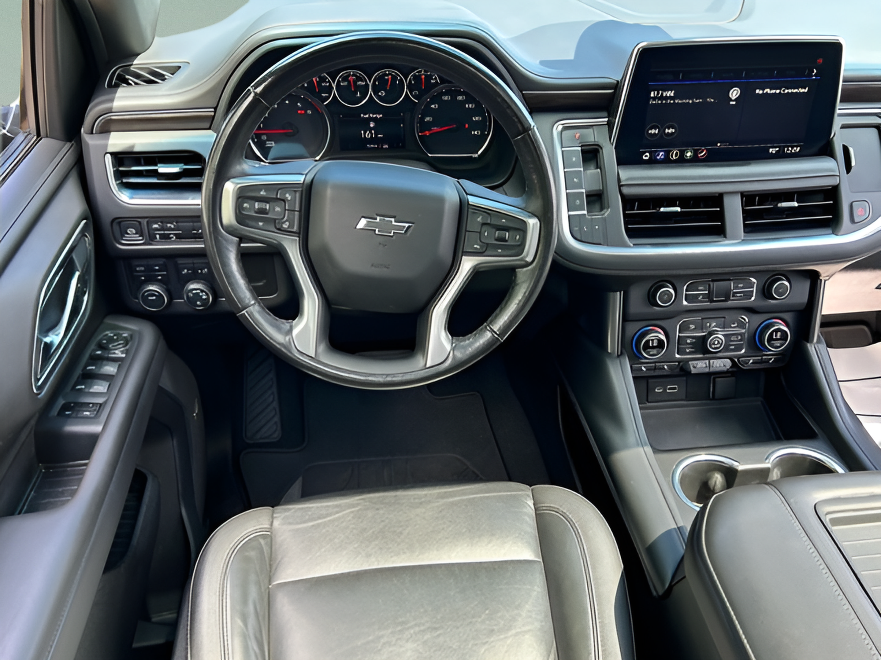 Used 2021 Chevrolet Tahoe Z71 w/ Luxury Package AWD/4WD image 10