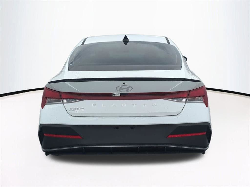 New 2026 Hyundai Elantra Sport image 6