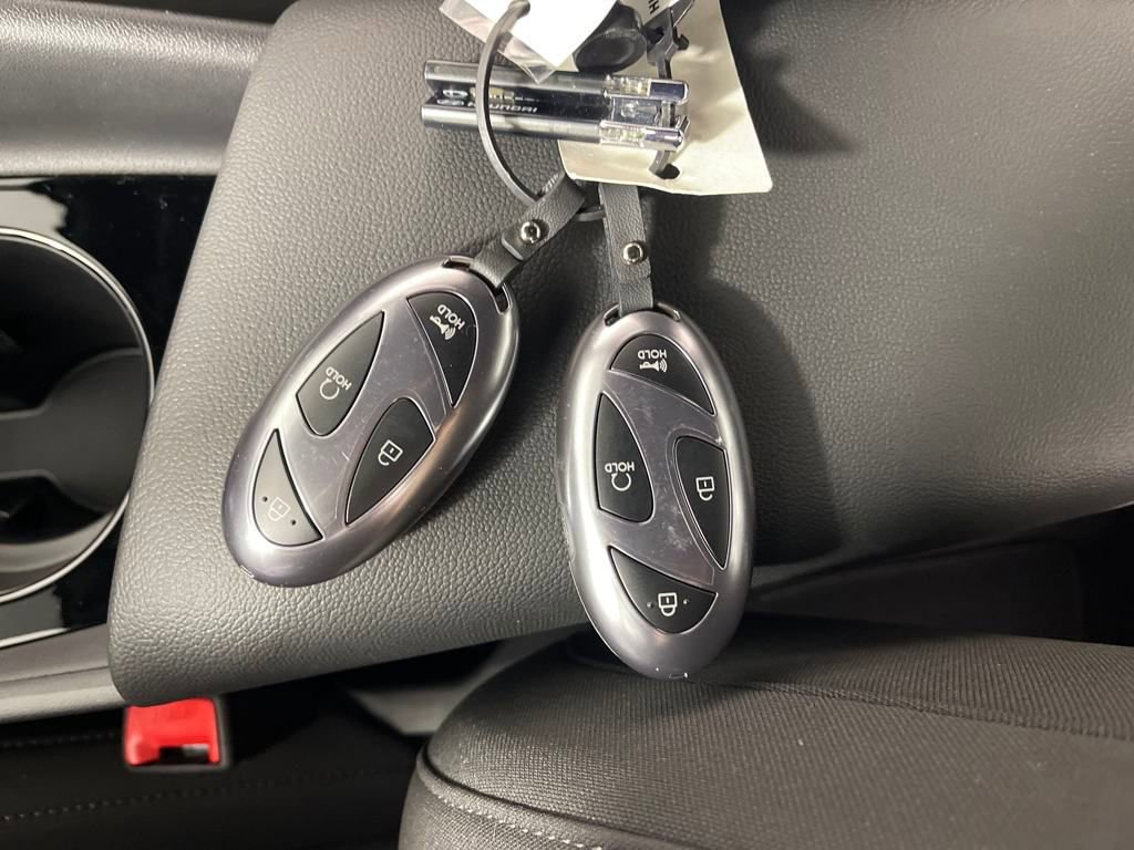 New 2025 Hyundai Elantra SEL image 26