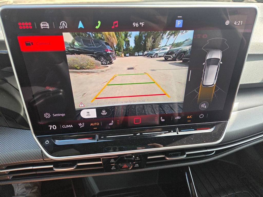 New 2026 Volkswagen GTI SE FWD image 16