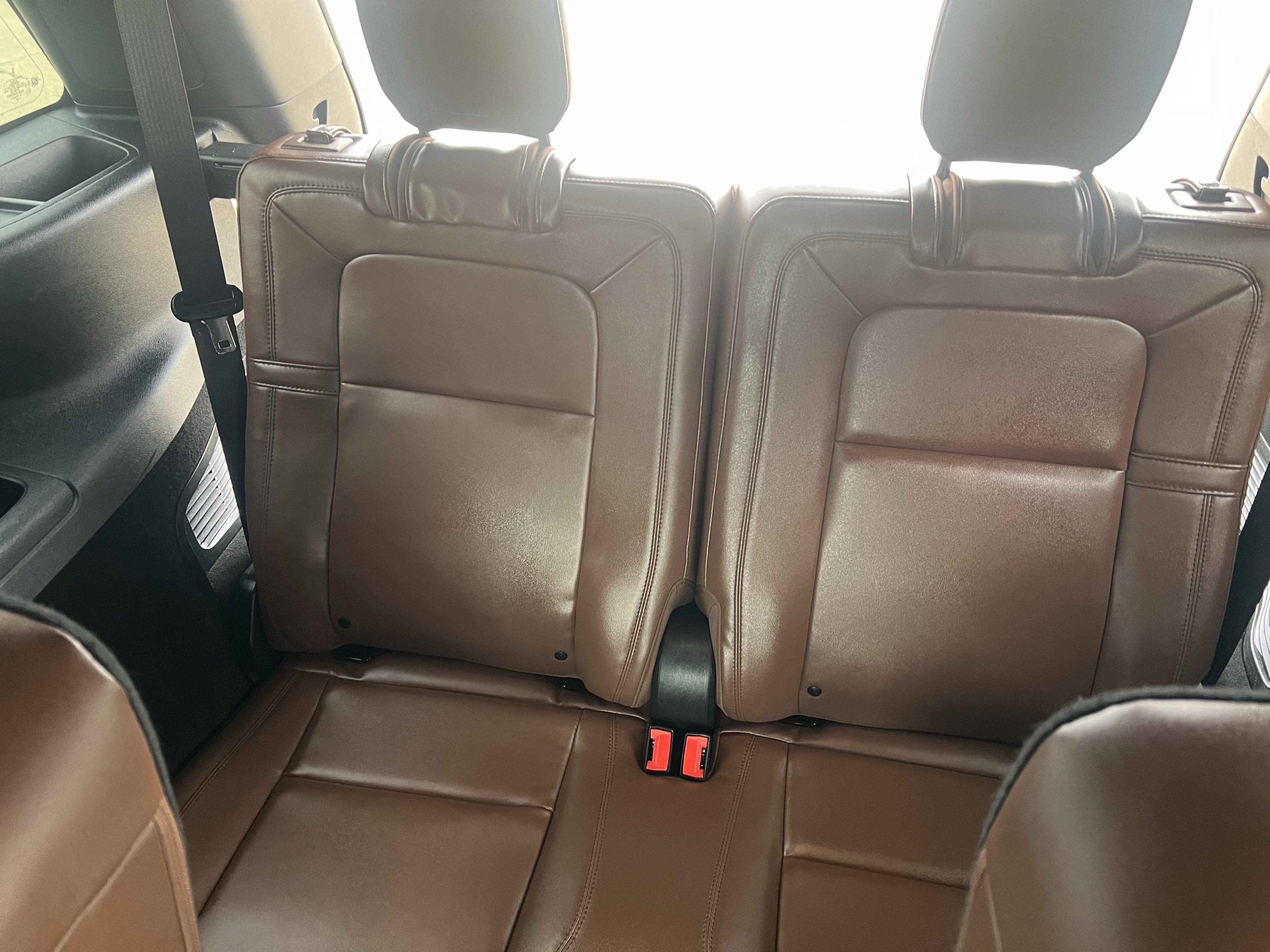 Used 2023 Lincoln Aviator Reserve w/ Equipment Group 201A AWD/4WD image 17