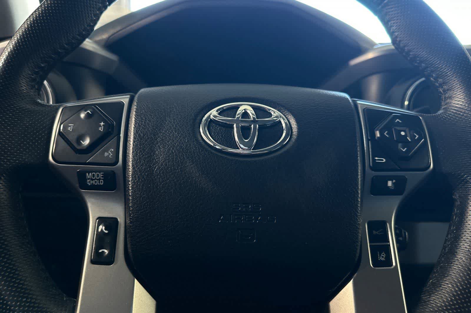 Used 2021 Toyota Tacoma SR5 RWD image 26