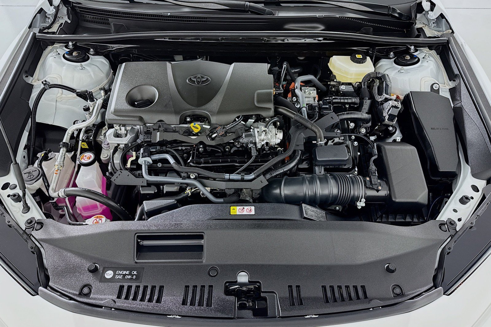 Used 2025 Toyota Camry SE w/ Convenience Package image 10