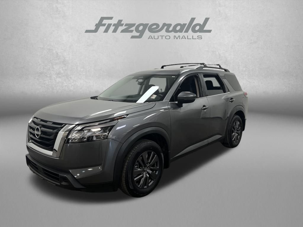 Used 2022 Nissan Pathfinder SV image 1