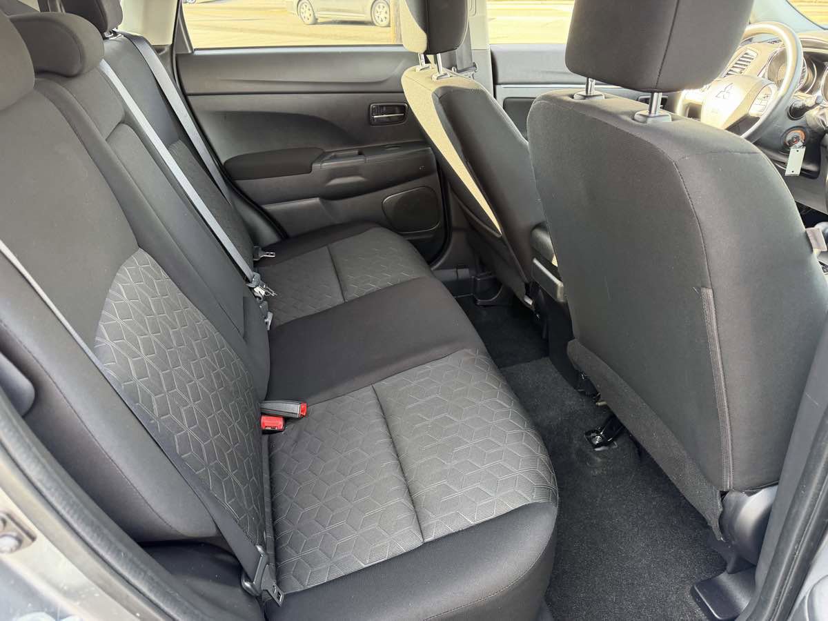 Used 2021 Mitsubishi Outlander Sport ES image 16