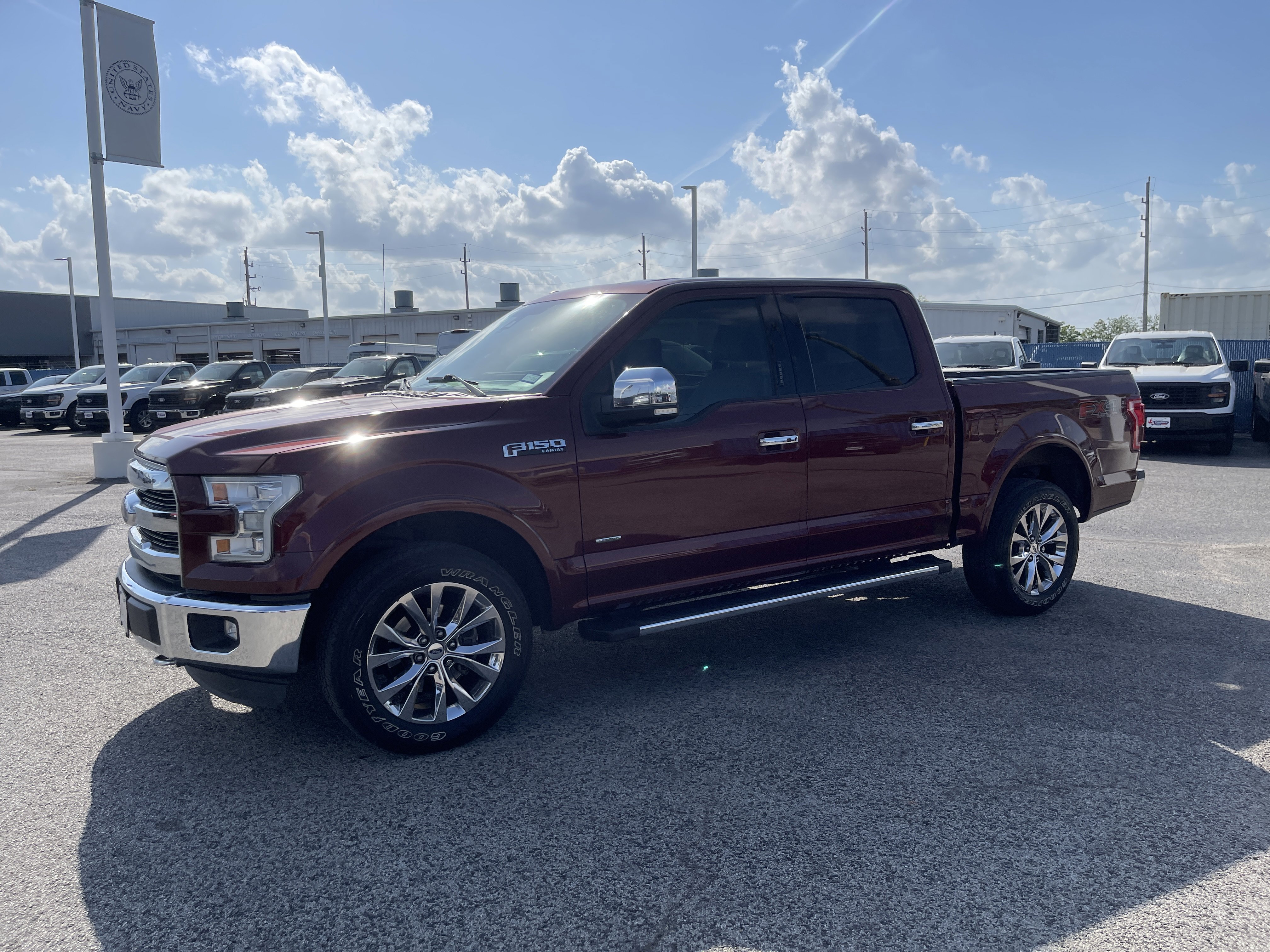 Used 2016 Ford F150 Lariat w/ Equipment Group 502A Luxury image 4