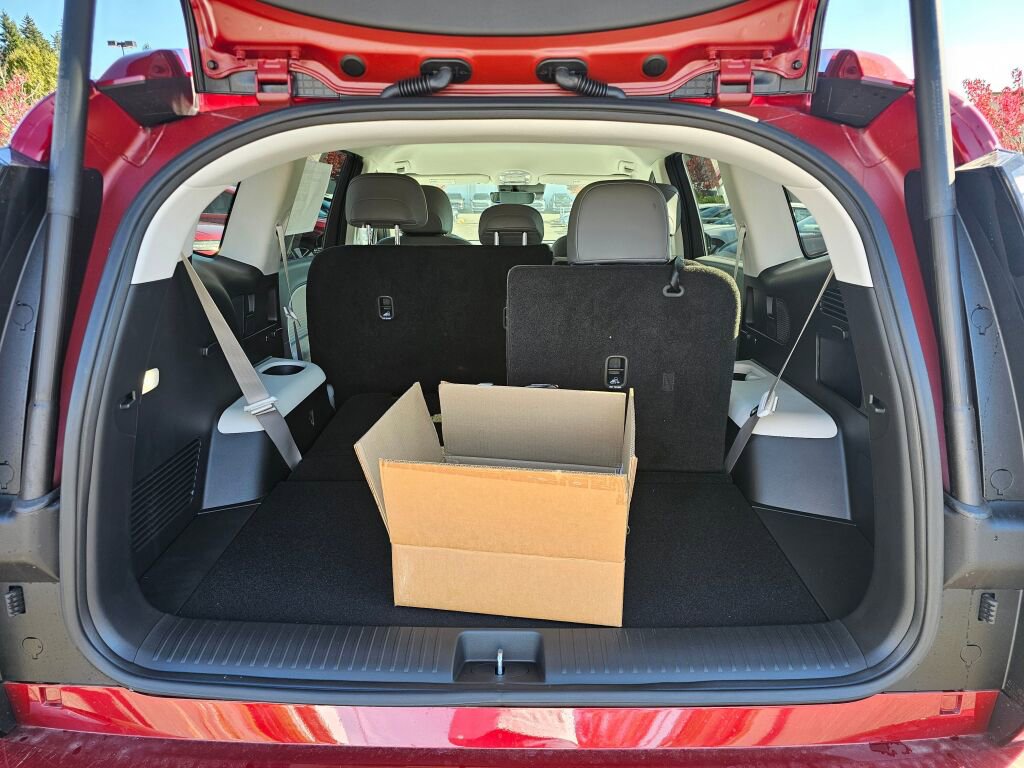 New 2026 Hyundai Ioniq 9 SEL image 13